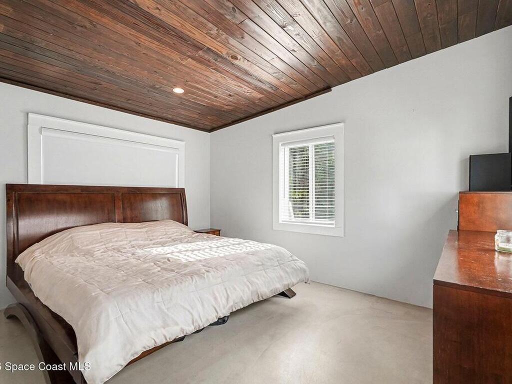 607 & 609 Madison Avenue, Cape Canaveral, FL 32920