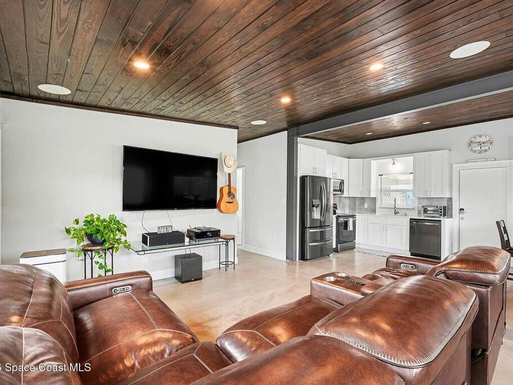 607 & 609 Madison Avenue, Cape Canaveral, FL 32920