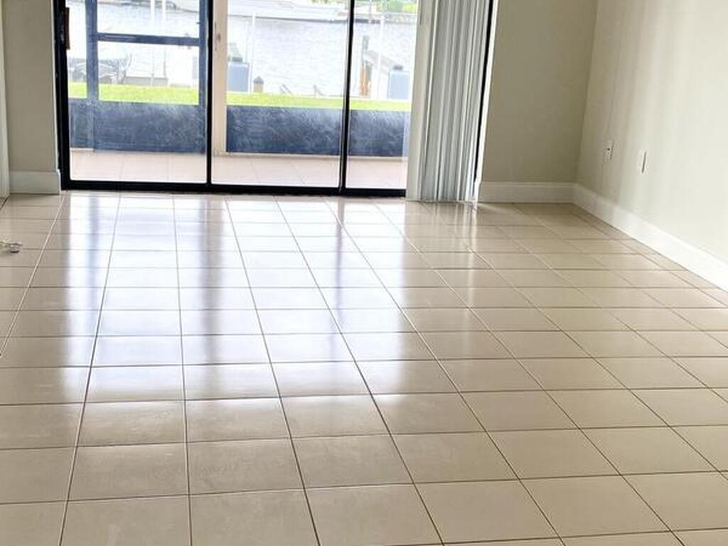 325 S Banana River Boulevard, Cocoa Beach, FL 32931