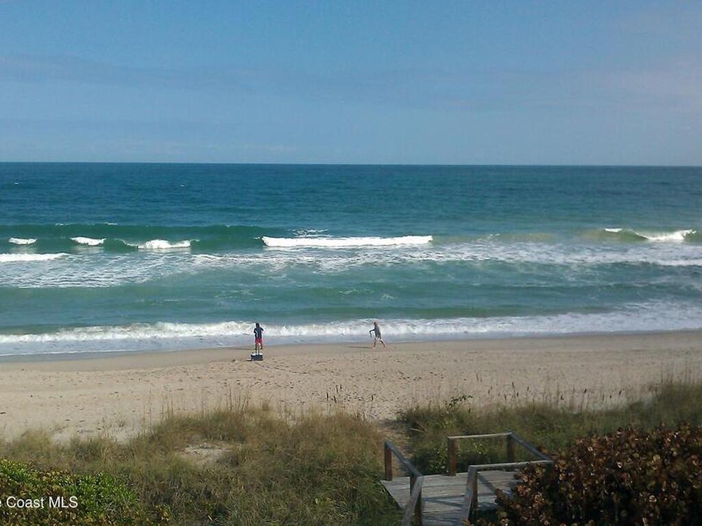 3681 Sawgrass Drive, Titusville, FL 32780