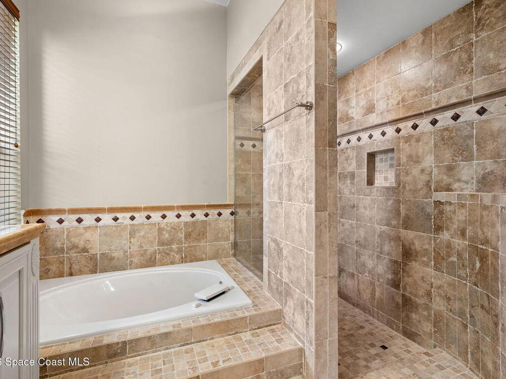 630 Newport Drive, Indialantic, FL 32903