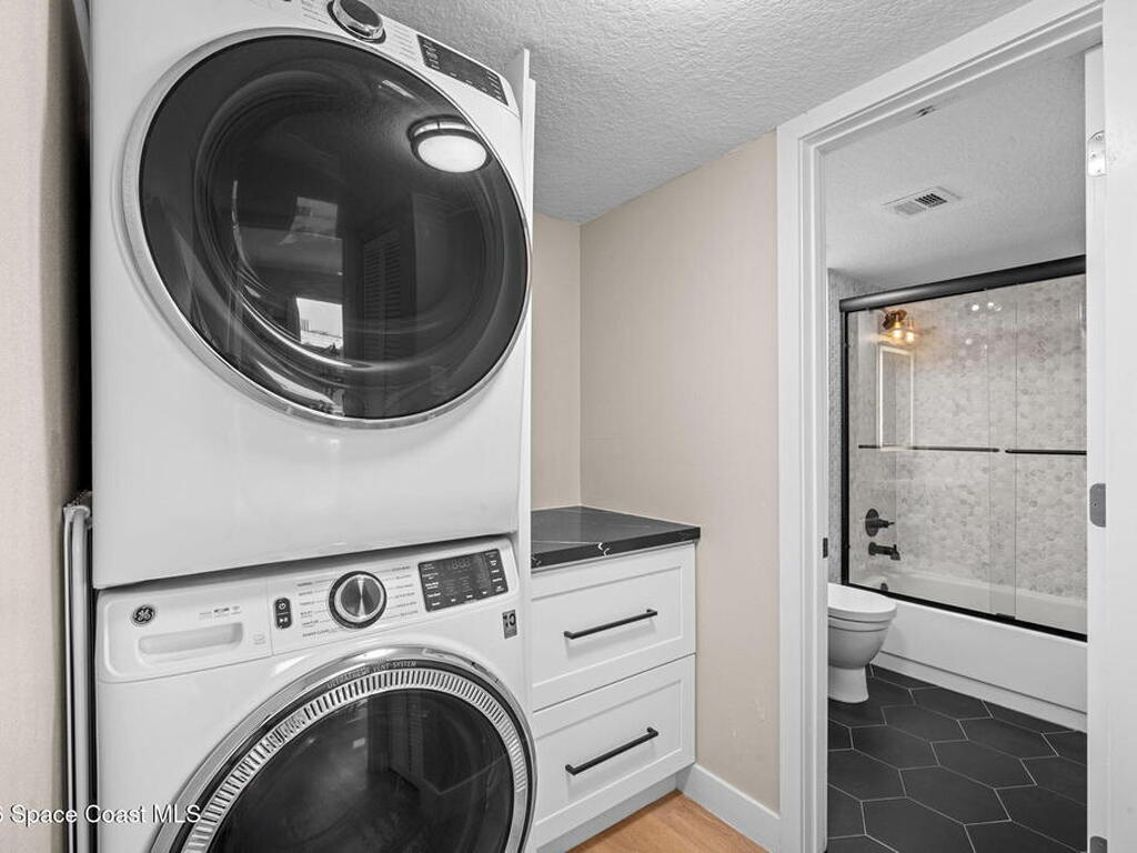 3060 N Atlantic Avenue, Cocoa Beach, FL 32931