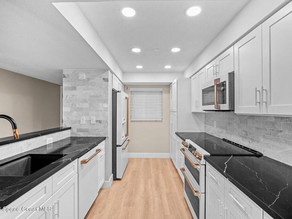 3060 N Atlantic Avenue, Cocoa Beach, FL 32931