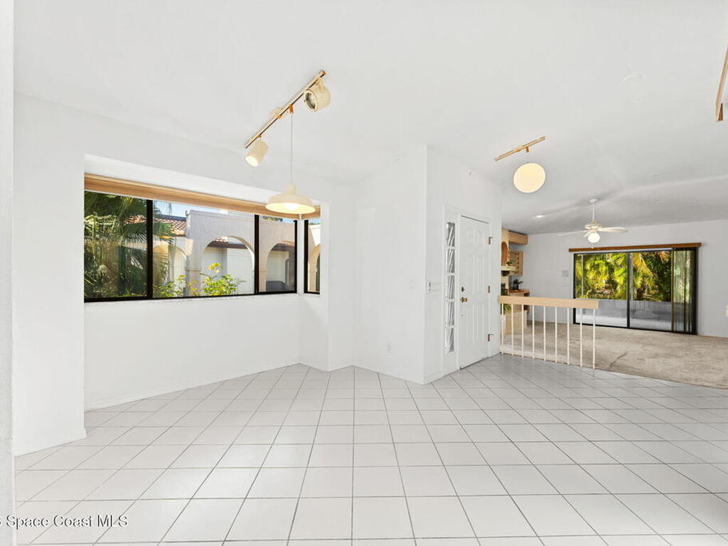 802 Parkside Place, Indian Harbour Beach, FL 32937