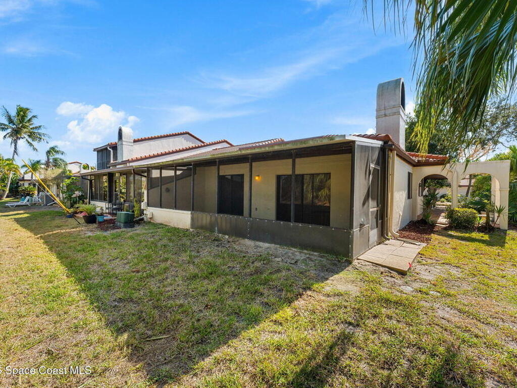 802 Parkside Place, Indian Harbour Beach, FL 32937