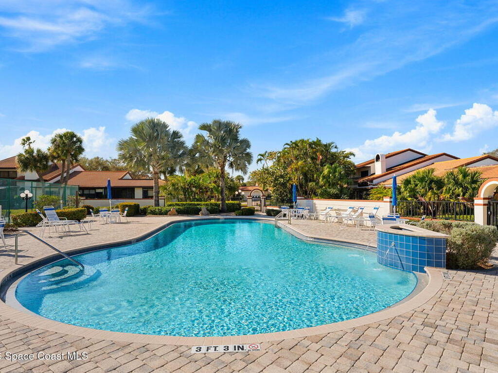 802 Parkside Place, Indian Harbour Beach, FL 32937