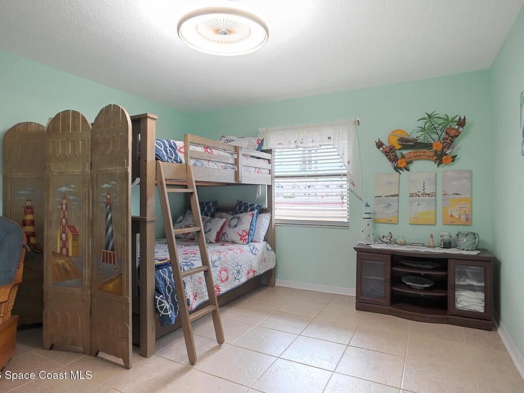 850 N Atlantic Avenue, Cocoa Beach, FL 32931