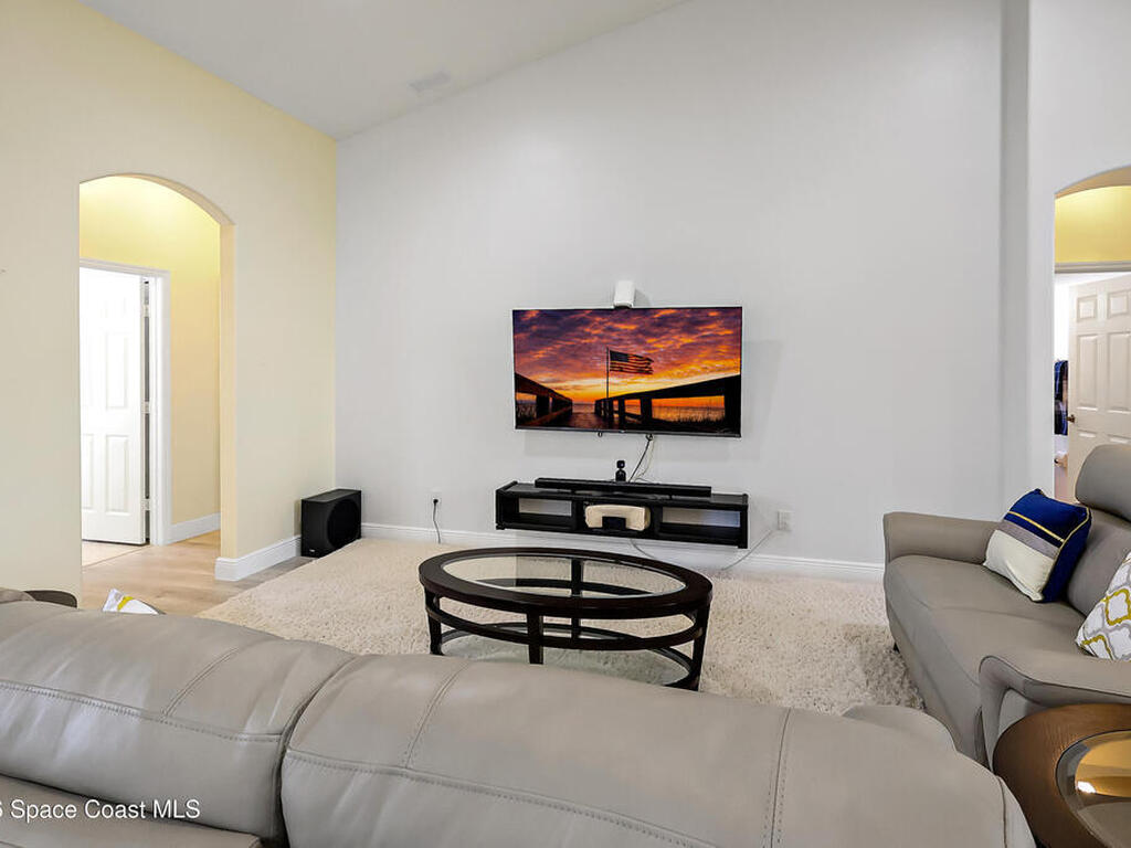 6540 36th Place, Vero Beach, FL 32966