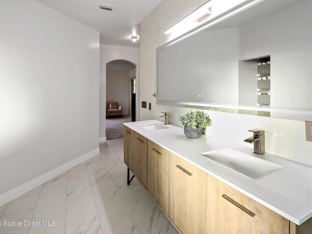 6540 36th Place, Vero Beach, FL 32966