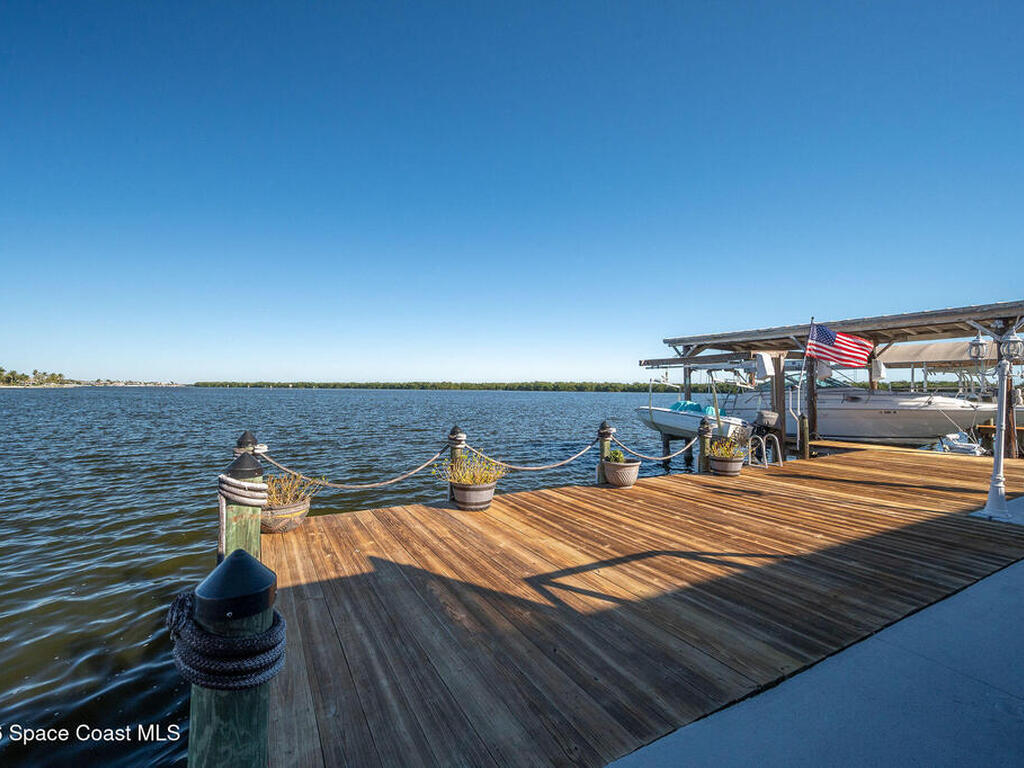 610 Paula Avenue, Merritt Island, FL 32953