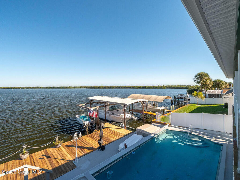 610 Paula Avenue, Merritt Island, FL 32953