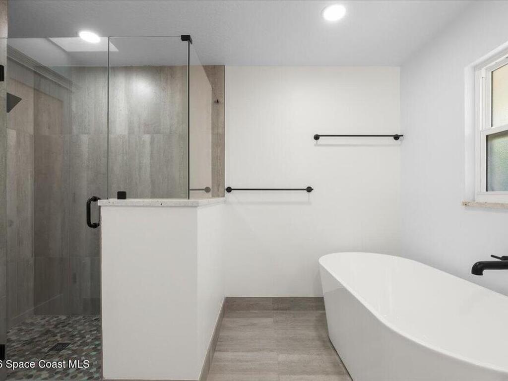 808 Puesta Del Sol Plaza, Indialantic, FL 32903