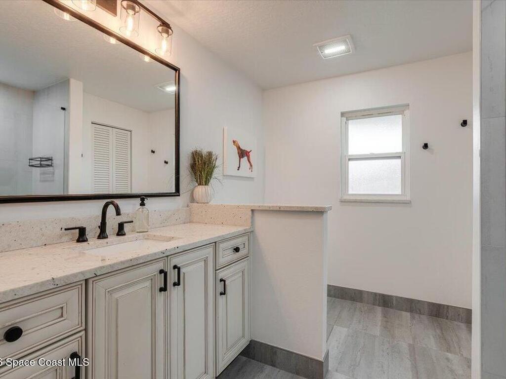 808 Puesta Del Sol Plaza, Indialantic, FL 32903