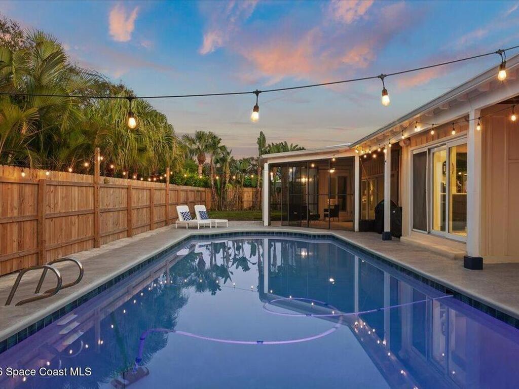 808 Puesta Del Sol Plaza, Indialantic, FL 32903