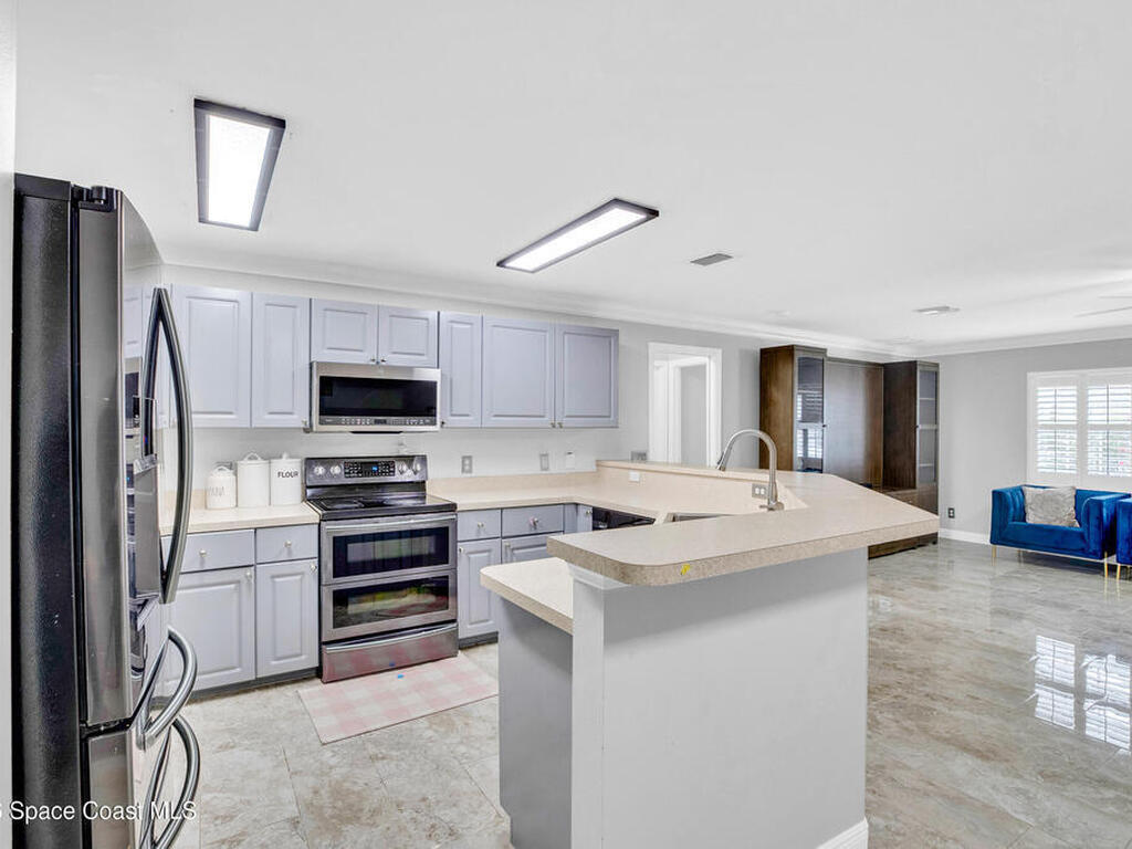 2120 87th Court, Vero Beach, FL 32966