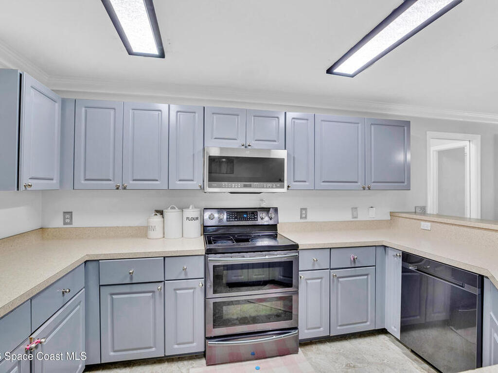 2120 87th Court, Vero Beach, FL 32966