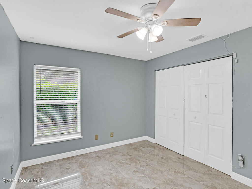 2120 87th Court, Vero Beach, FL 32966