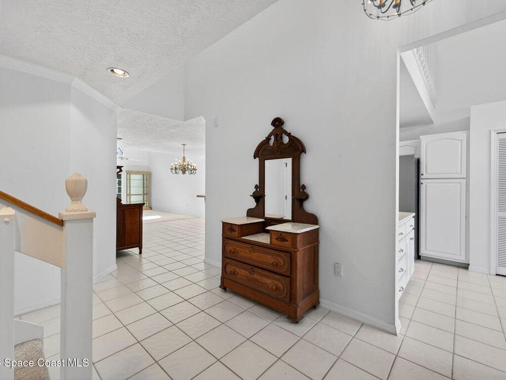 1607 Parkside Place, Indian Harbour Beach, FL 32937