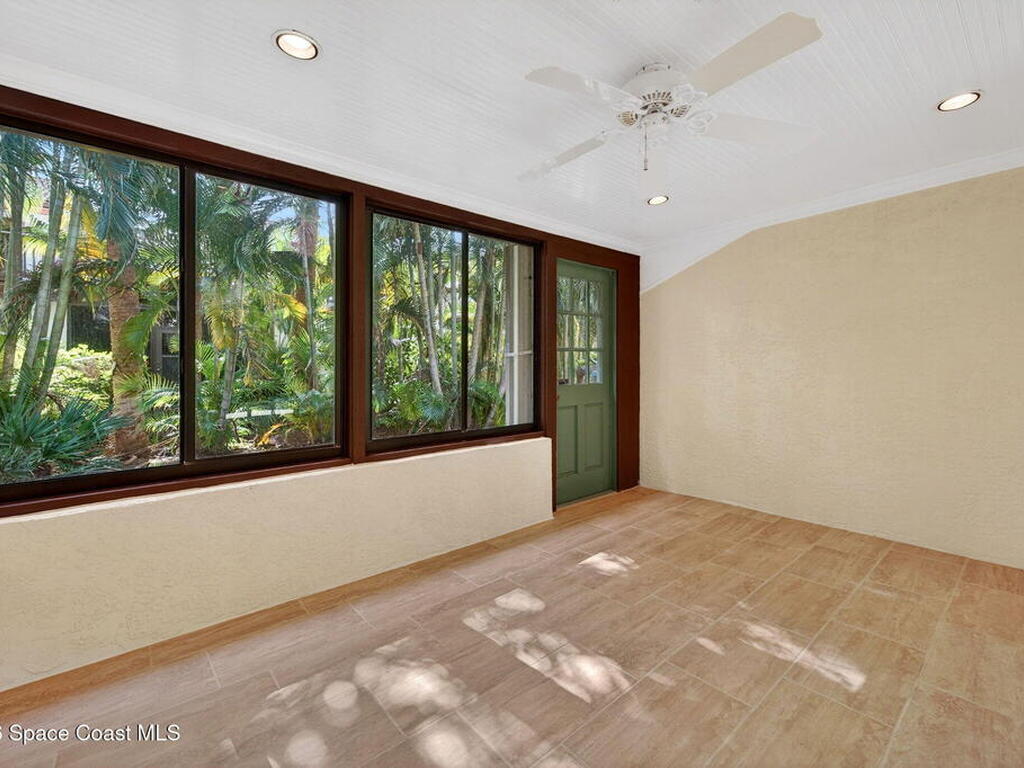 1607 Parkside Place, Indian Harbour Beach, FL 32937