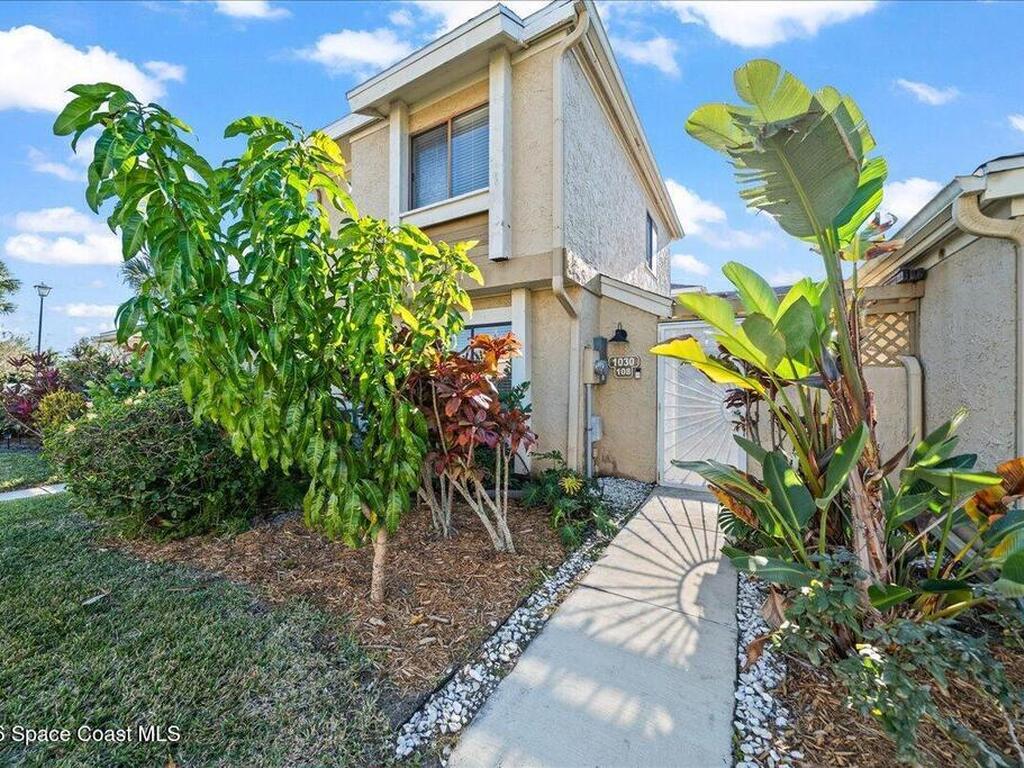 1030 Abada Court, Palm Bay, FL 32905