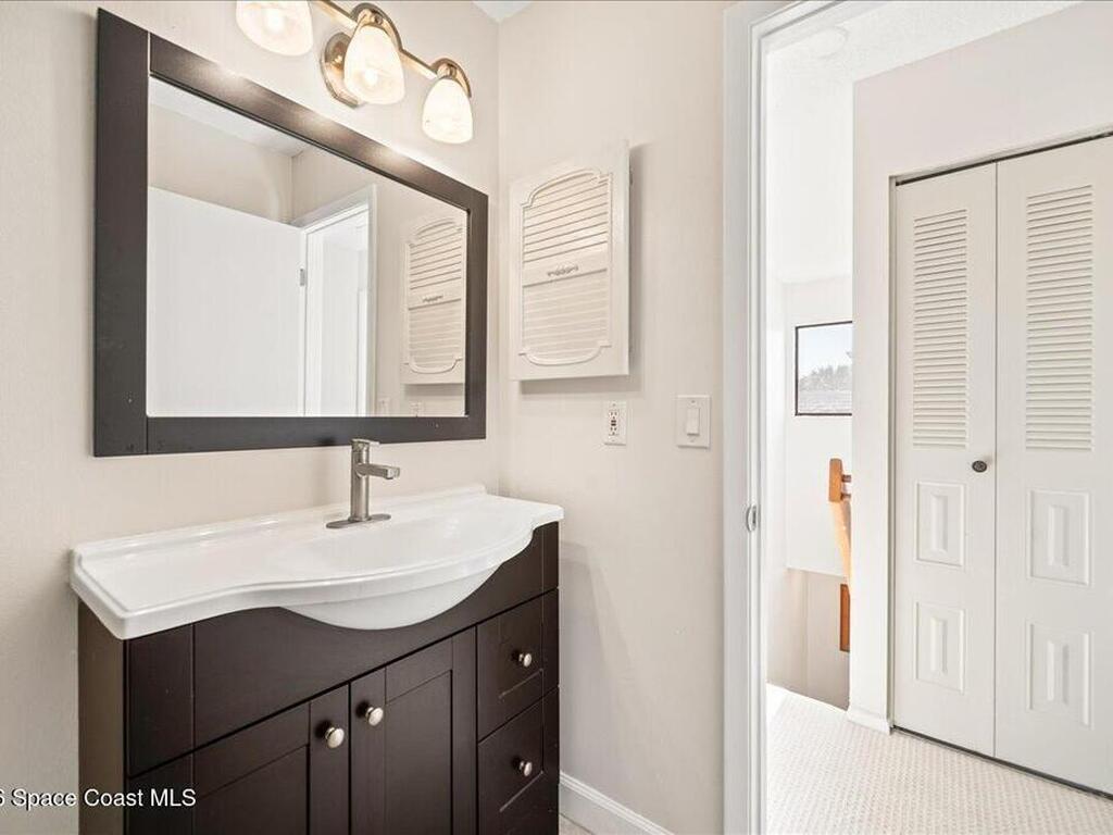 1030 Abada Court, Palm Bay, FL 32905