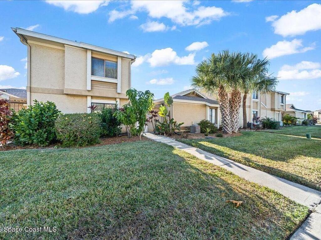 1030 Abada Court, Palm Bay, FL 32905