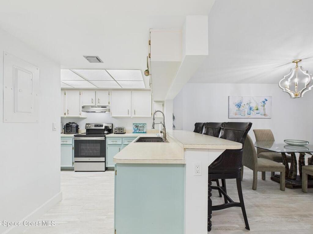 1860 N Atlantic Avenue, Cocoa Beach, FL 32931