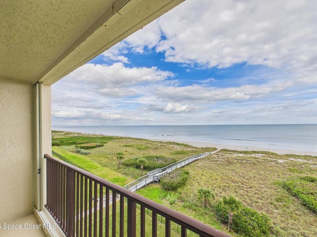 1860 N Atlantic Avenue, Cocoa Beach, FL 32931