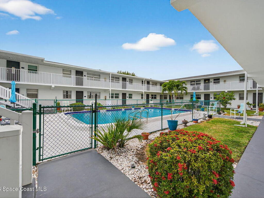 8521 Canaveral Boulevard, Cape Canaveral, FL 32920