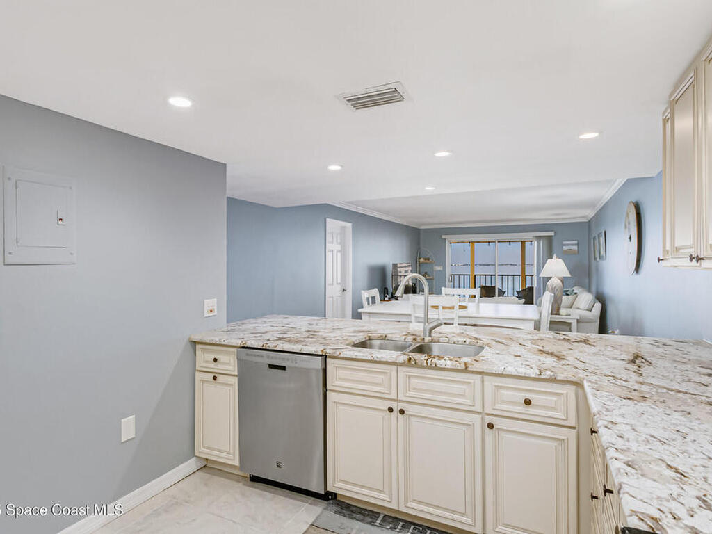 190 Escambia Lane, Cocoa Beach, FL 32931