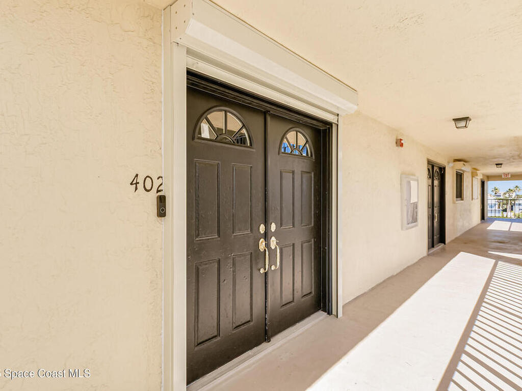 190 Escambia Lane, Cocoa Beach, FL 32931