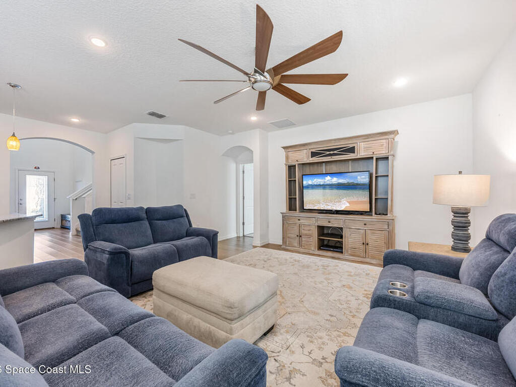 2821 Bobby Jones Street, West Melbourne, FL 32904