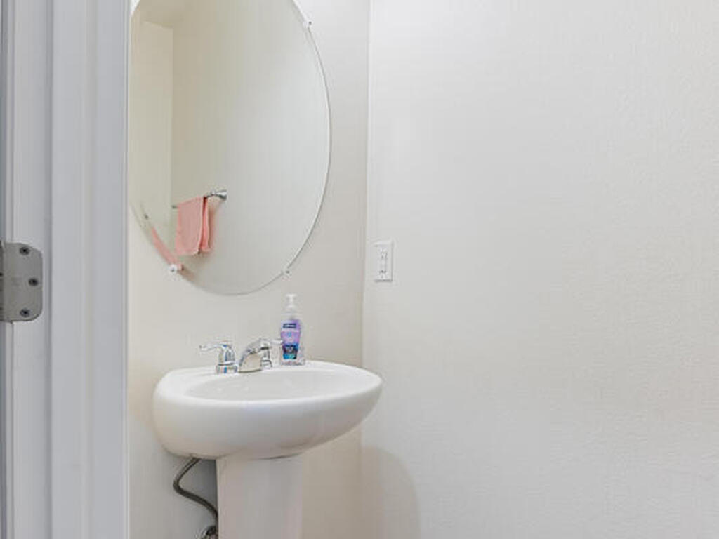 2821 Bobby Jones Street, West Melbourne, FL 32904