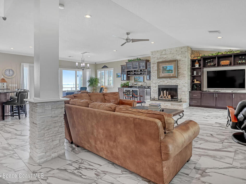 700 Milford Point Drive, Merritt Island, FL 32952