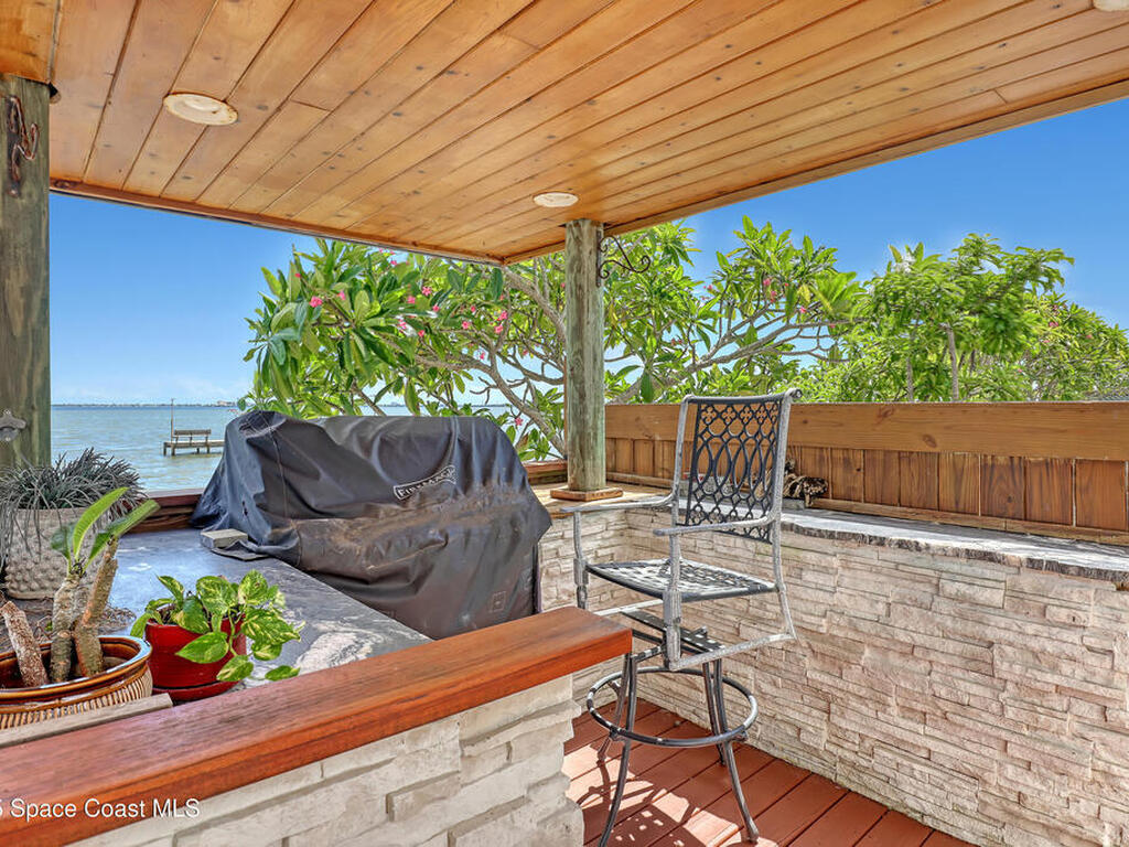 700 Milford Point Drive, Merritt Island, FL 32952