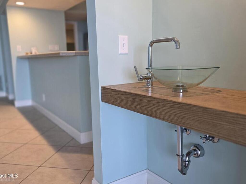 3223 S Atlantic Avenue, Cocoa Beach, FL 32931