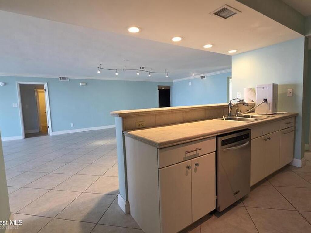 3223 S Atlantic Avenue, Cocoa Beach, FL 32931