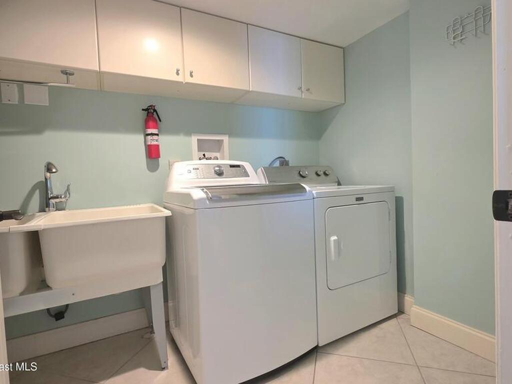 3223 S Atlantic Avenue, Cocoa Beach, FL 32931