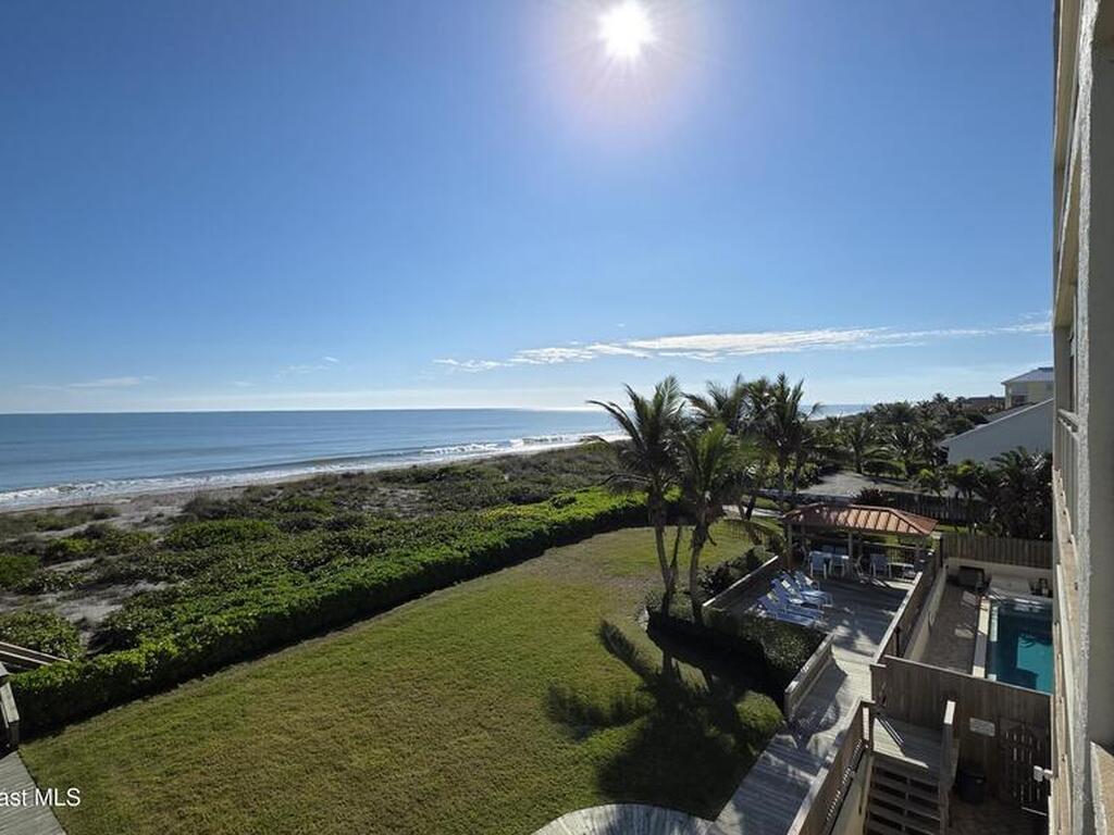 3223 S Atlantic Avenue, Cocoa Beach, FL 32931