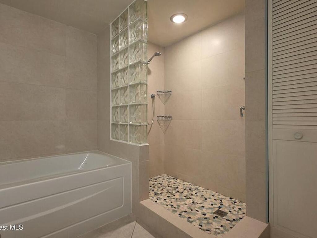 3223 S Atlantic Avenue, Cocoa Beach, FL 32931