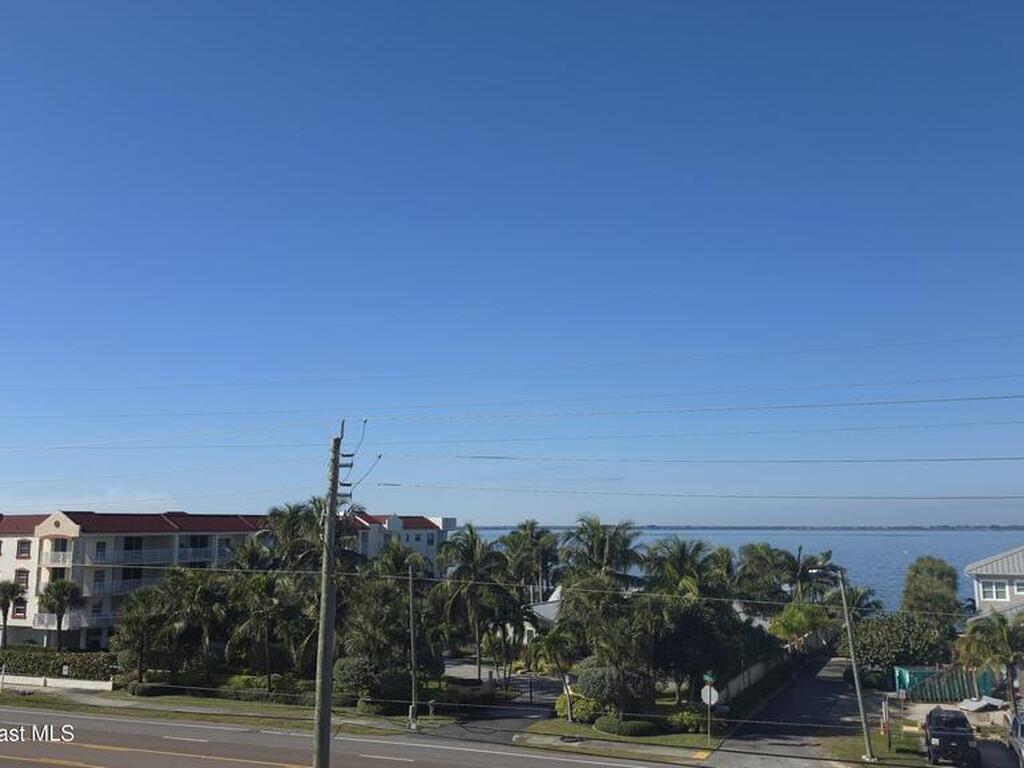 3223 S Atlantic Avenue, Cocoa Beach, FL 32931