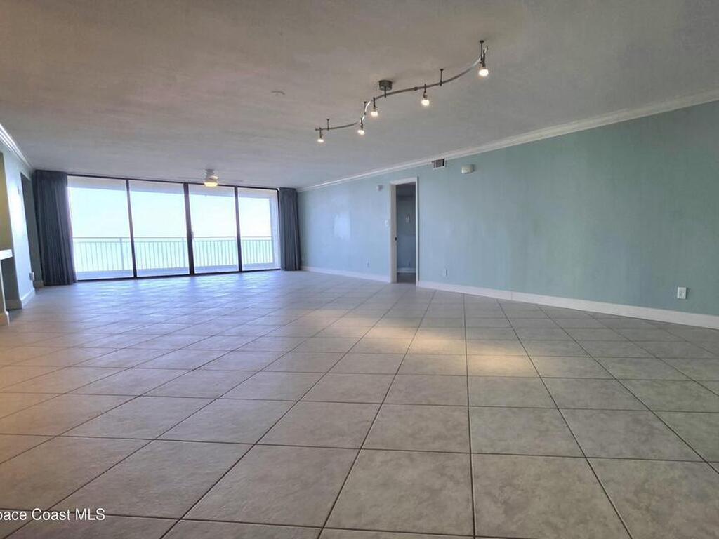 3223 S Atlantic Avenue, Cocoa Beach, FL 32931