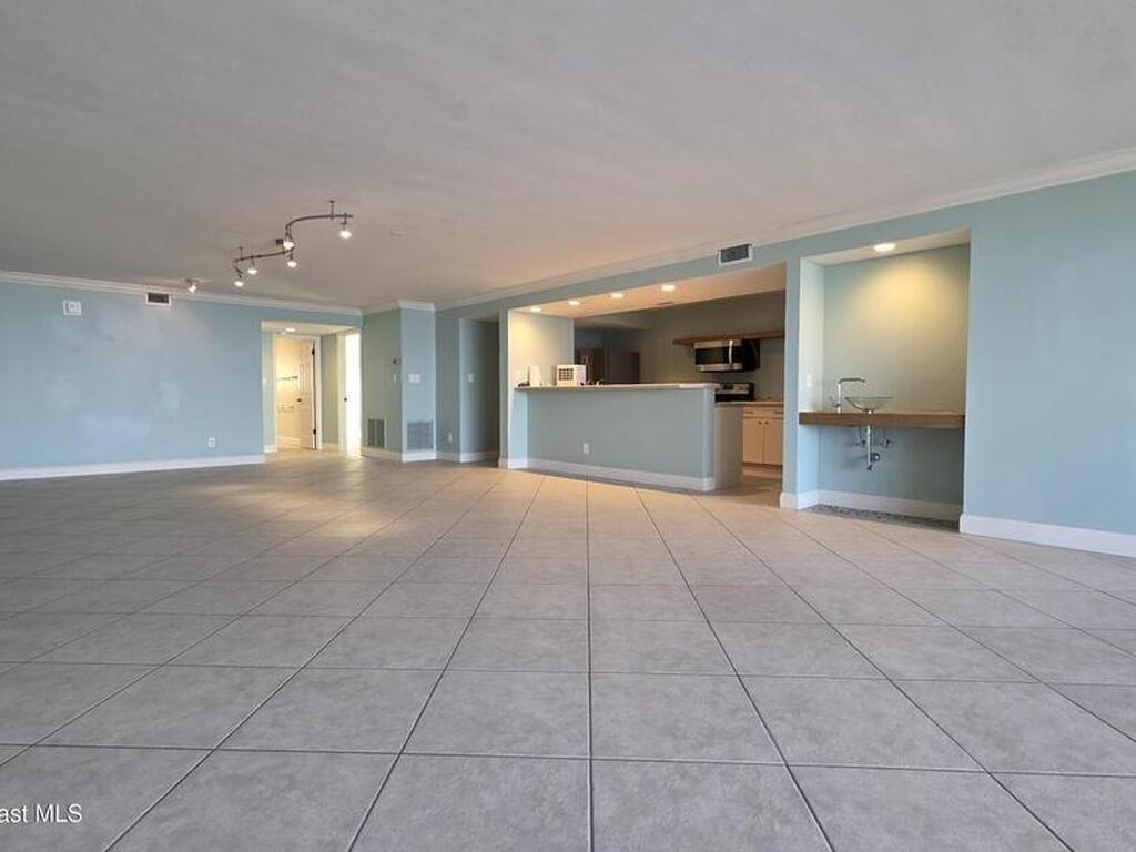 3223 S Atlantic Avenue, Cocoa Beach, FL 32931