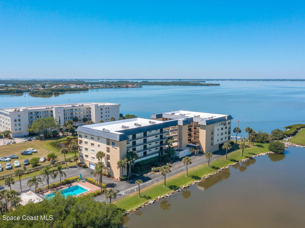 190 Escambia Lane, Cocoa Beach, FL 32931