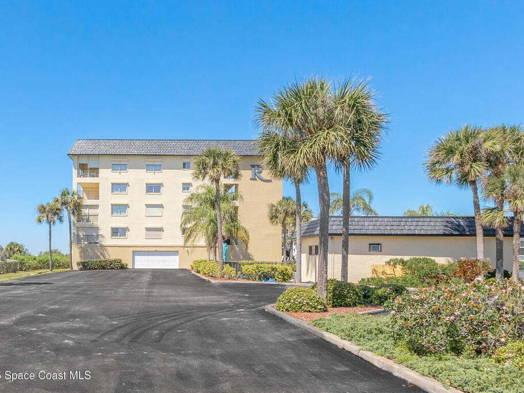 190 Escambia Lane, Cocoa Beach, FL 32931