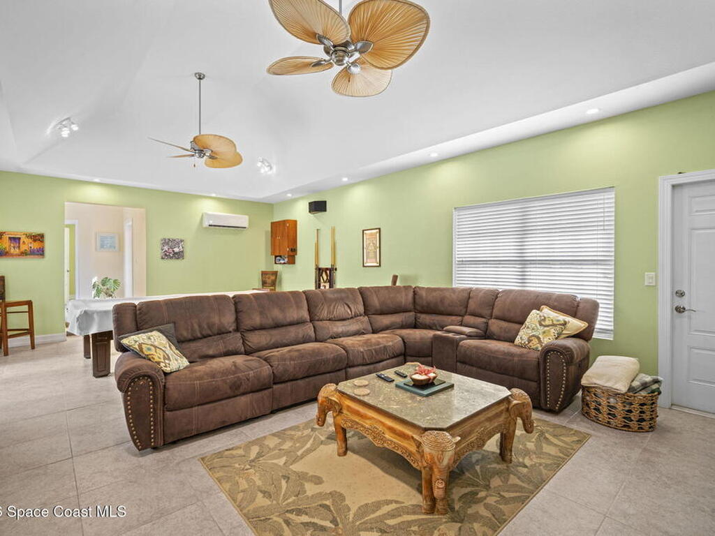 250 Lanternback Island Drive, Satellite Beach, FL 32937