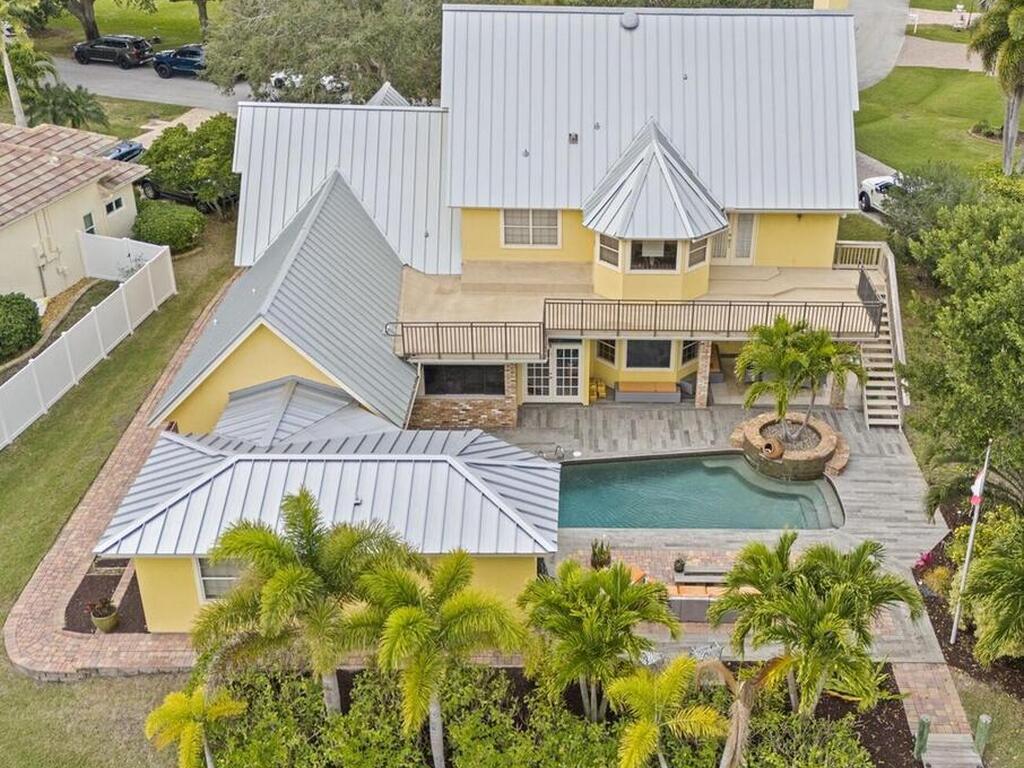 250 Lanternback Island Drive, Satellite Beach, FL 32937