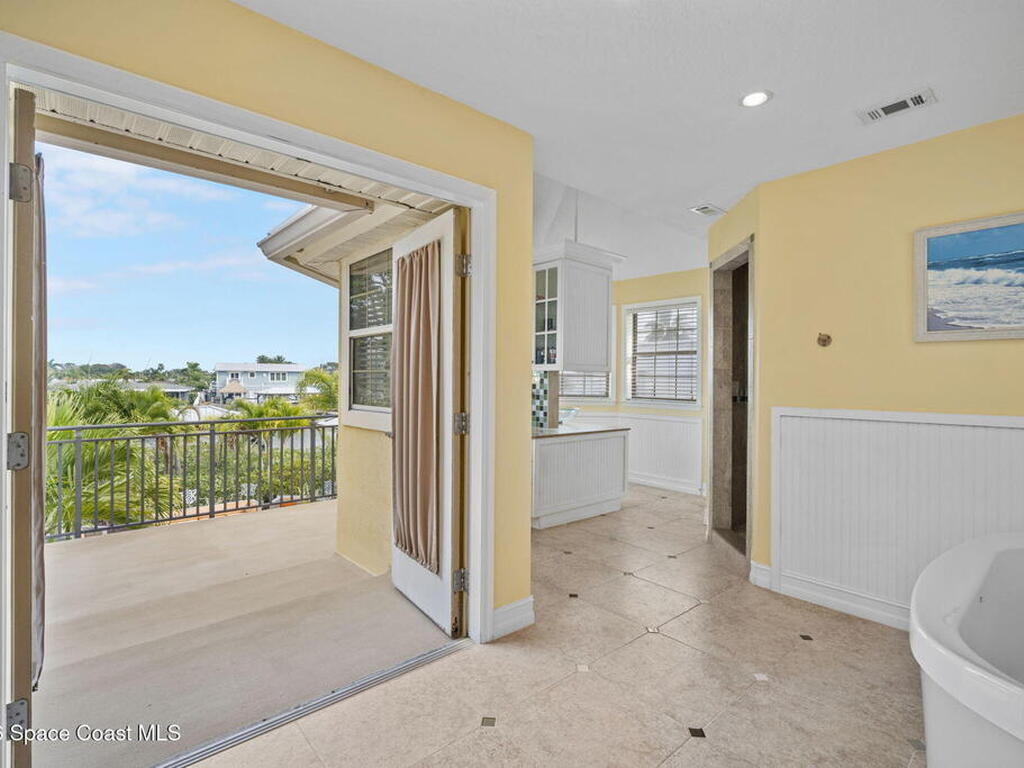 250 Lanternback Island Drive, Satellite Beach, FL 32937