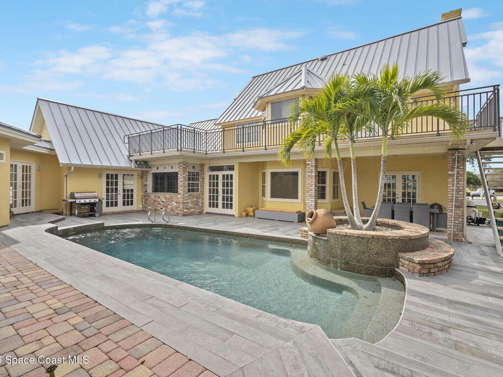 250 Lanternback Island Drive, Satellite Beach, FL 32937