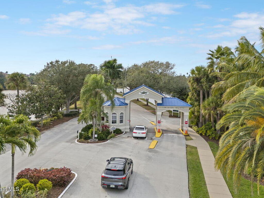250 Lanternback Island Drive, Satellite Beach, FL 32937